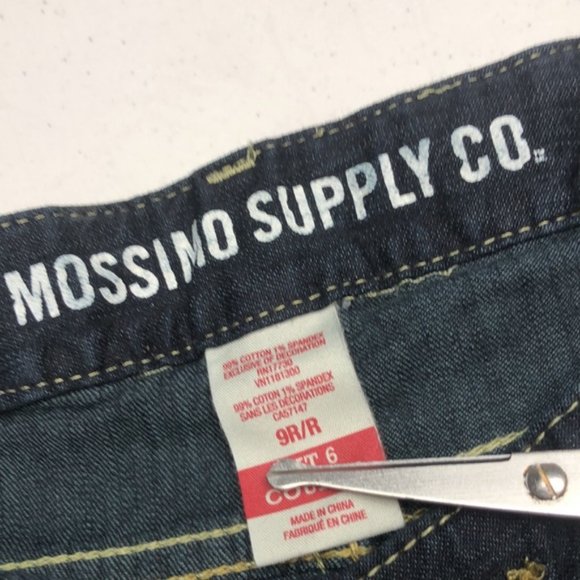 LIKE NEW MOSSIMO SUPPLY CO. SLIM STRAIGHT JEANS 6/28x30 ⭐️ - Picture 2 of 9